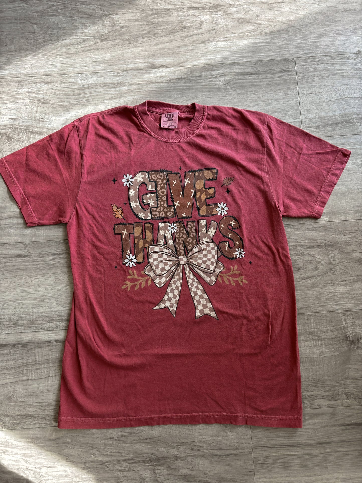 Give Thanks Tee