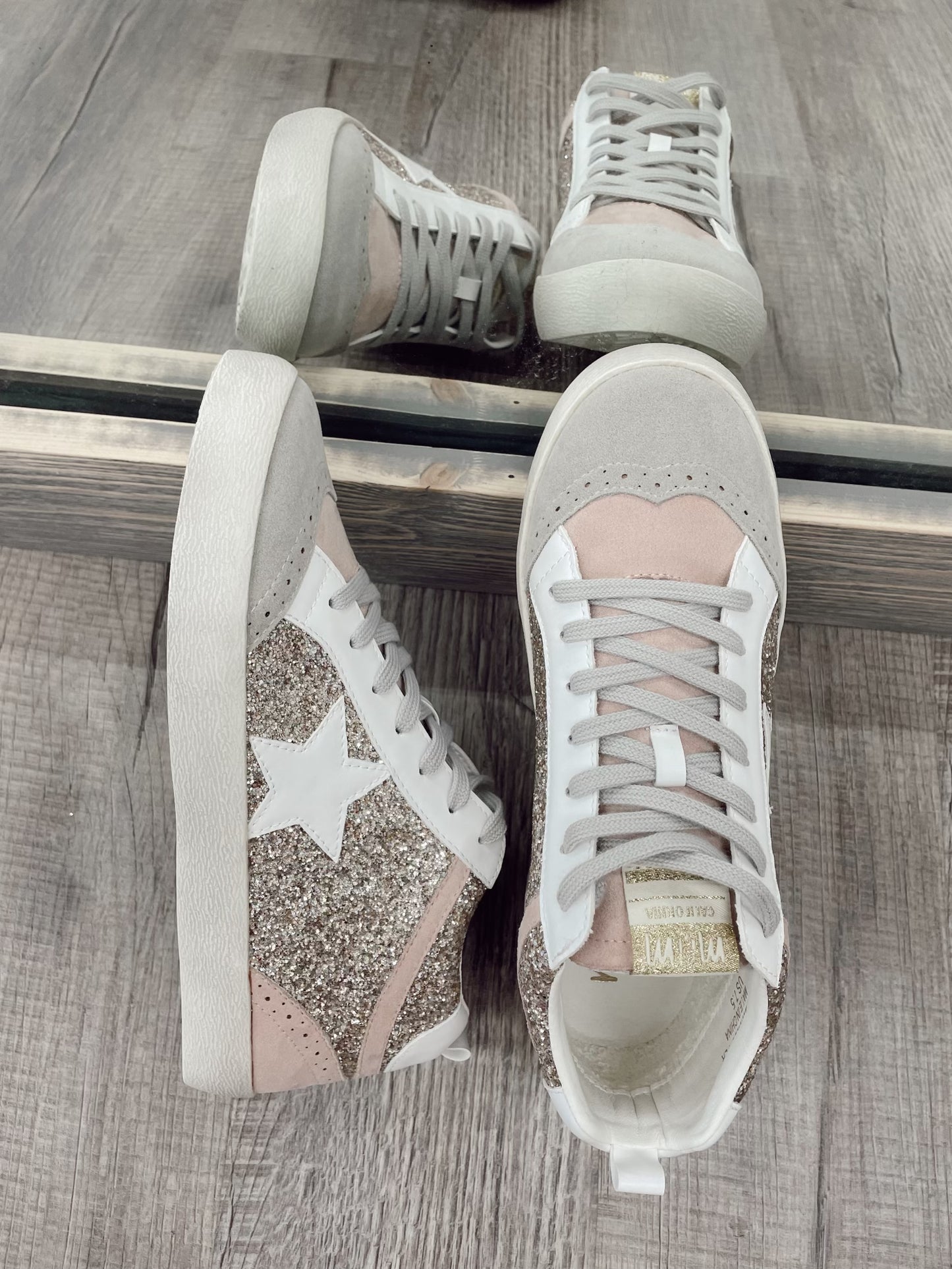 Daisy Mid Star Sneakers