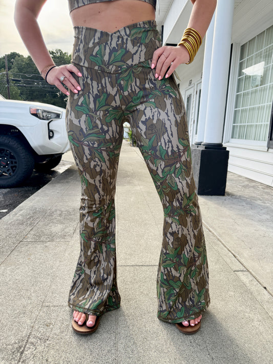 Local Girl Green Leaf Flare Leggings