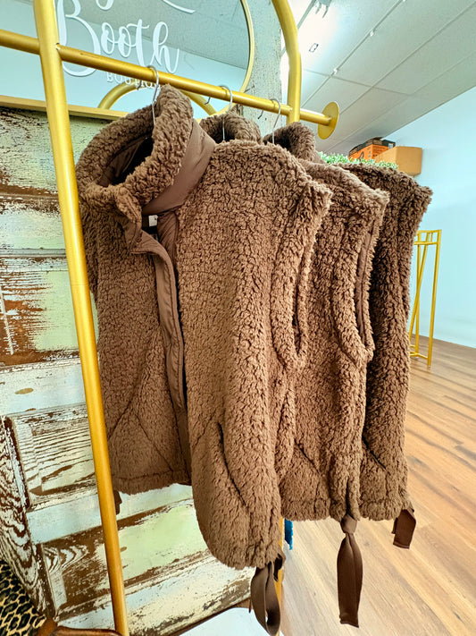 October Sherpa Vest